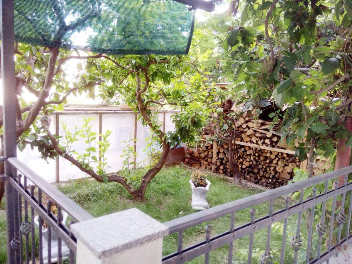 Pavlic 2 Lägenhet Omiš Exteriör bild